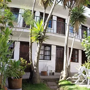  Hostal L'auberge
