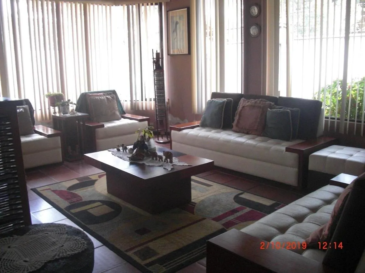 Quinta La Gardenia Hotel Puembo 0*,